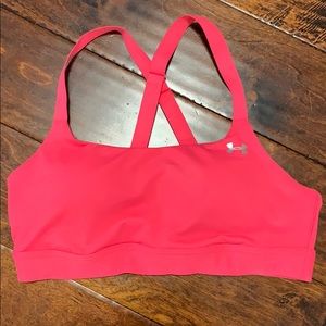 Under Armor Sports Bra Size M